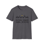 SIGNAL_IN_THE_NOISE  T-Shirt
